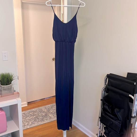 Lulu’s XS Women’s long Navy Blue Spaghetti Strap Cotton Dress with Side Slit - Picture 1 of 5